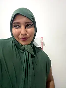 hannahayat online show from 12-21-25, 03:46