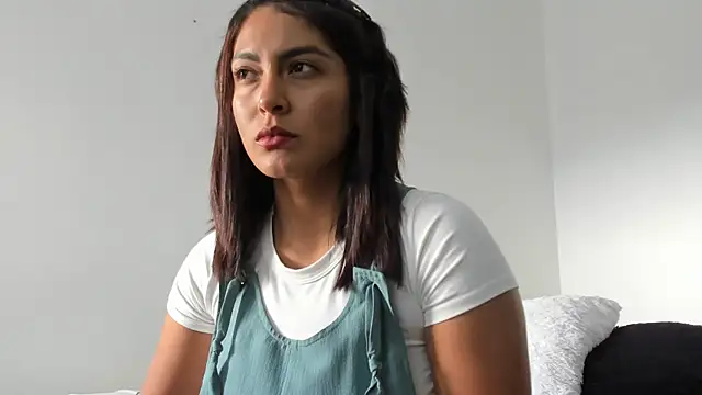 Snapshot of sofiaparker8 chatting on 02-12-25, 09:11 sofiaparker8 online show from 02-12-25, 09:11