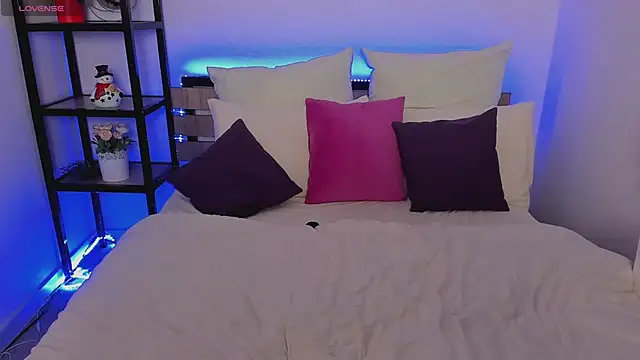 Anny Limis online show from 12-14-24, 04:45