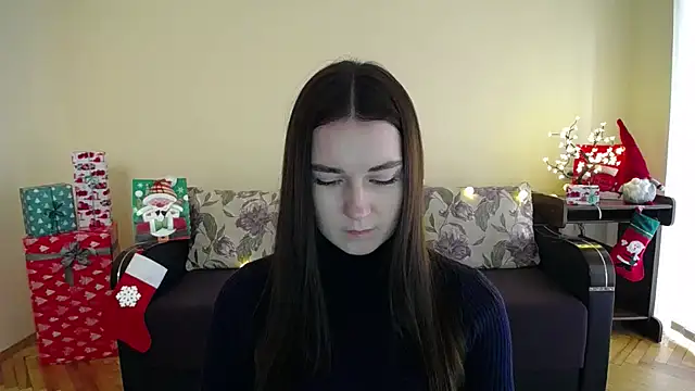 Snapshot of Pretty_shy chatting on 12-21-24, 08:50 Pretty shy online show from 12-21-24, 08:50