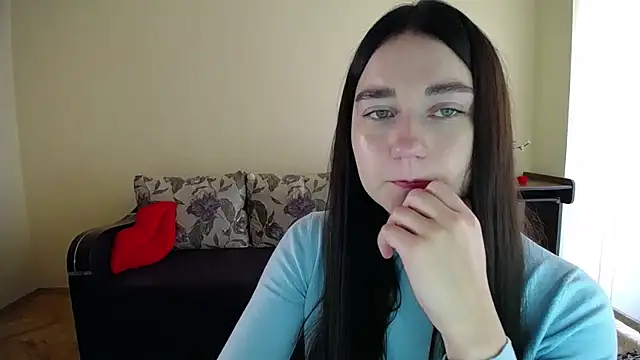 Pretty shy online show from 10-31-25, 09:32