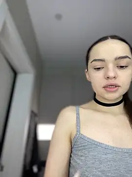 Snapshot of AnaWest chatting on 01-20-25, 04:43 AnaWest online show from 01-20-25, 04:43