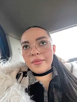 Snapshot of AnaWest chatting on 01-25-25, 05:40 AnaWest online show from 01-25-25, 05:40