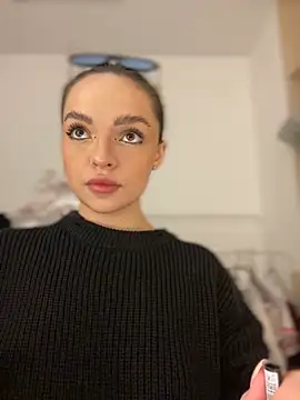 Snapshot of AnaWest chatting on 02-22-25, 06:06 AnaWest online show from 02-22-25, 06:06