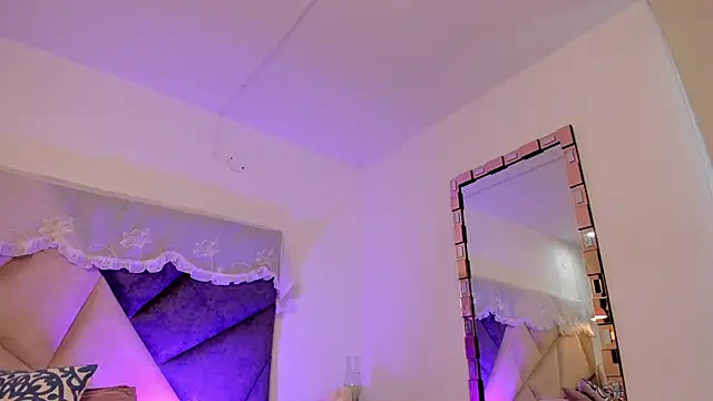 BonnieCute  online show from 10-07-25, 12:02