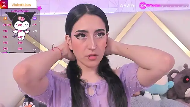 Snapshot of Violettbloss chatting on 01-30-25, 09:14 Violettbloss online show from 01-30-25, 09:14