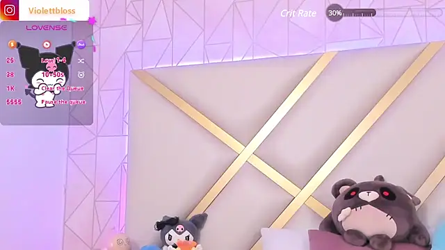 Snapshot of Violettbloss chatting on 02-13-25, 03:18 Violettbloss online show from 02-13-25, 03:18