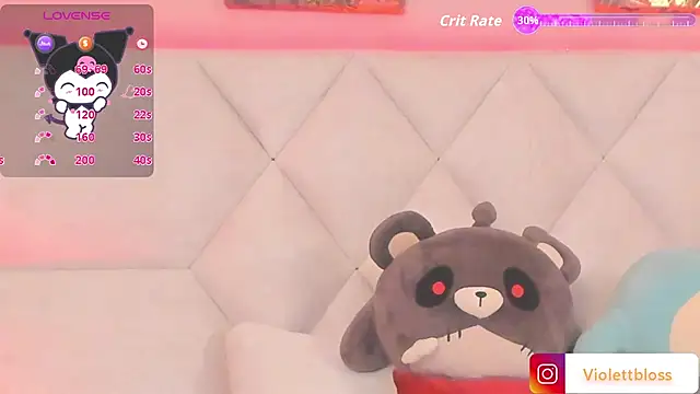 Snapshot of Violettbloss chatting on 11-05-25, 03:17 Violettbloss online show from 11-05-25, 03:17