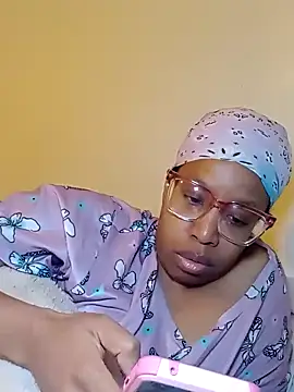 Snapshot of madamsensuale chatting on 02-22-25, 03:56 madamsensuale online show from 02-22-25, 03:56