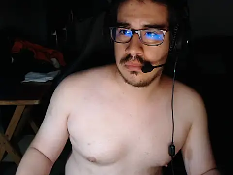 Snapshot of thealfawolf01 chatting on 01-04-25, 02:56 thealfawolf01 online show from 01-04-25, 02:56