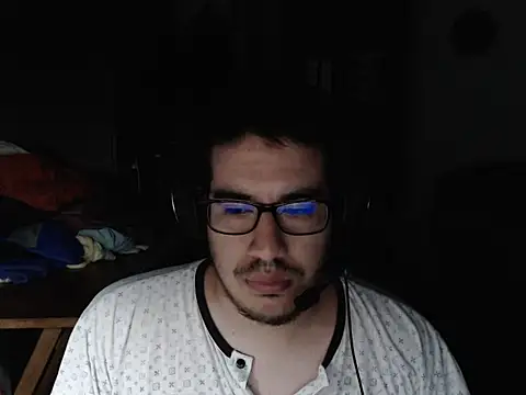 Snapshot of thealfawolf01 chatting on 01-09-25, 03:36 thealfawolf01 online show from 01-09-25, 03:36