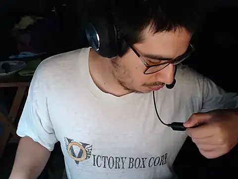 Snapshot of thealfawolf01 chatting on 01-11-25, 07:06 thealfawolf01 online show from 01-11-25, 07:06