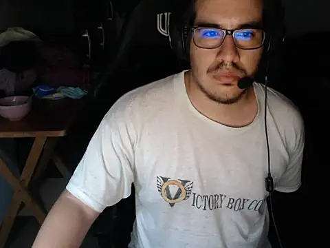 Snapshot of thealfawolf01 chatting on 01-13-25, 02:07 thealfawolf01 online show from 01-13-25, 02:07