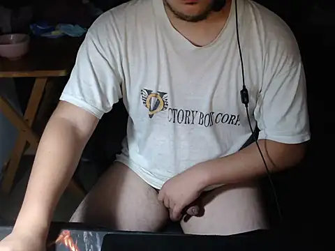 Snapshot of thealfawolf01 chatting on 01-13-25, 12:24 thealfawolf01 online show from 01-13-25, 12:24