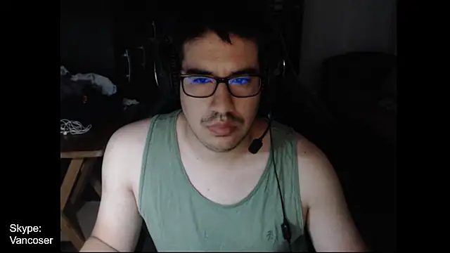 Snapshot of thealfawolf01 chatting on 01-28-25, 12:32 thealfawolf01 online show from 01-28-25, 12:32