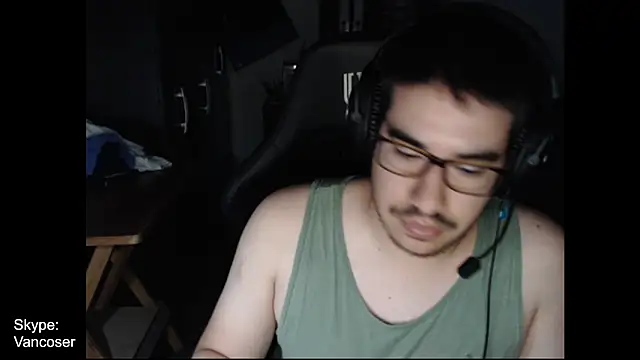 Snapshot of thealfawolf01 chatting on 02-06-25, 11:32 thealfawolf01 online show from 02-06-25, 11:32