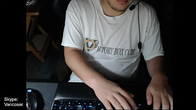 Snapshot of thealfawolf01 chatting on 02-09-25, 05:40 thealfawolf01 online show from 02-09-25, 05:40