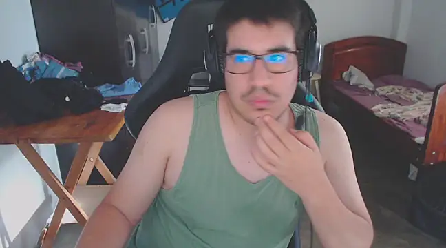 Snapshot of thealfawolf01 chatting on 03-01-25, 09:48 thealfawolf01 online show from 03-01-25, 09:48