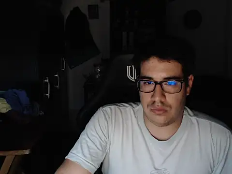 Snapshot of thealfawolf01 chatting on 03-08-25, 12:55 thealfawolf01 online show from 03-08-25, 12:55