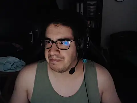 Snapshot of thealfawolf01 chatting on 03-16-25, 10:20 thealfawolf01 online show from 03-16-25, 10:20