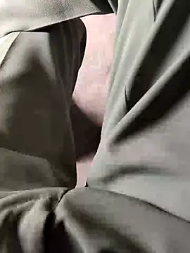 cumshotboy01 online show from 01-01-25, 09:49