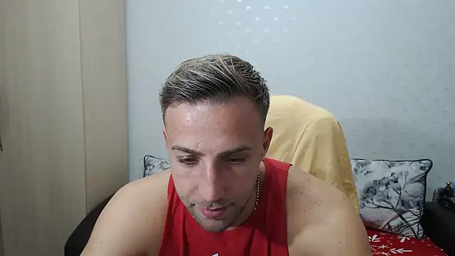 Snapshot of PrinceEagle chatting on 10-22-25, 09:25 PrinceEagle online show from 10-22-25, 09:25