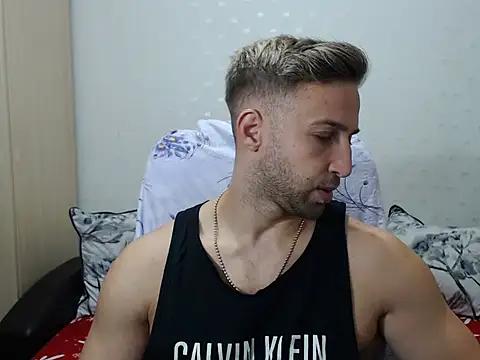 Snapshot of PrinceEagle chatting on 10-28-25, 11:14 PrinceEagle online show from 10-28-25, 11:14