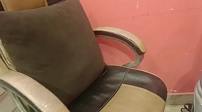 Snapshot of FRIENDFORFUN chatting on 02-14-25, 04:52 FRIENDFORFUN online show from 02-14-25, 04:52