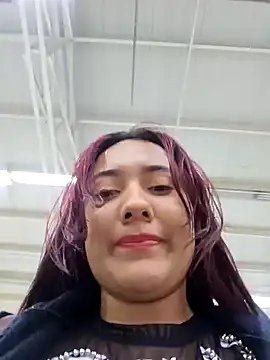 Snapshot of Blushing_Katy chatting on 01-11-25, 11:46 Blushing Katy online show from 01-11-25, 11:46