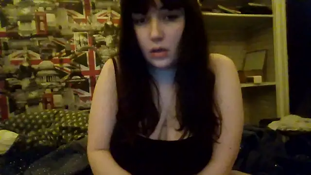 Lynylou online show from 01-19-26, 01:20