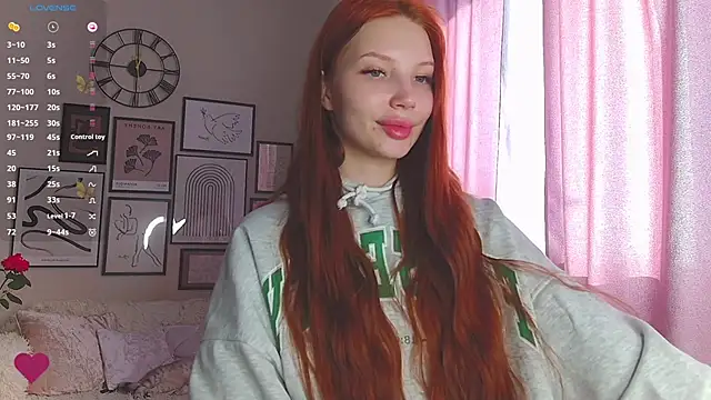 Snapshot of JudyWalkerr chatting on 02-19-25, 06:33 JudyWalkerr online show from 02-19-25, 06:33