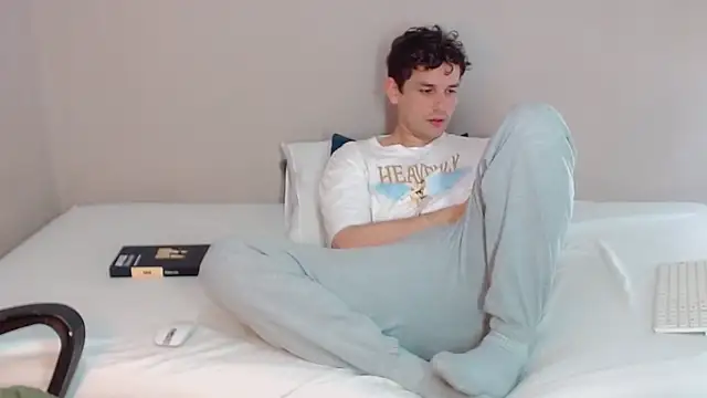 Elio555 online show from 01-05-25, 07:49