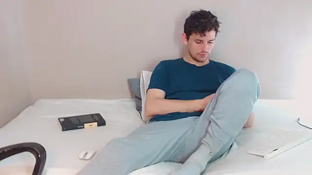 Elio555 online show from 01-18-25, 08:40