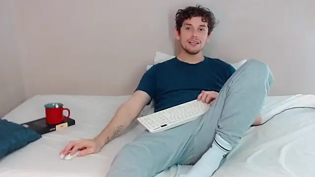 Elio555 online show from 02-15-25, 01:21