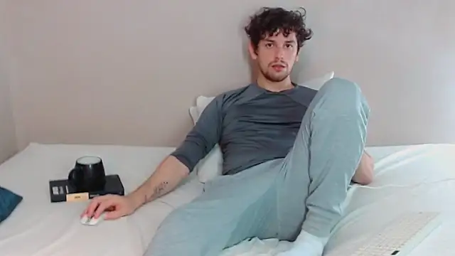 Elio555 online show from 02-23-25, 02:07