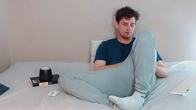 Elio555 online show from 03-06-25, 07:25