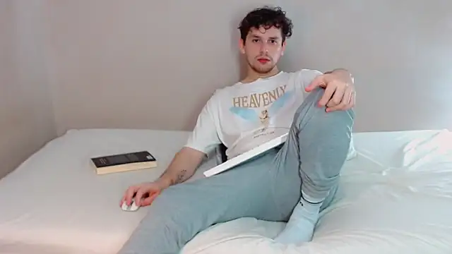 Elio555 online show from 03-16-25, 10:22