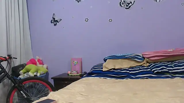 Snapshot of AshlyePipper chatting on 12-03-24, 01:52 AshlyePipper online show from 12-03-24, 01:52