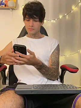 justin stark7 online show from 02-10-26, 01:37