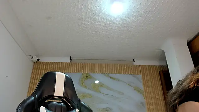 Snapshot of samy_19_ chatting on 11-28-25, 11:02 samy 19 online show from 11-28-25, 11:02