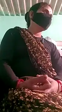 Hotsarina online show from 01-24-25, 03:24