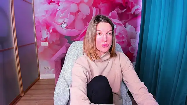 EmilyWalkeri online show from 02-09-25, 07:05