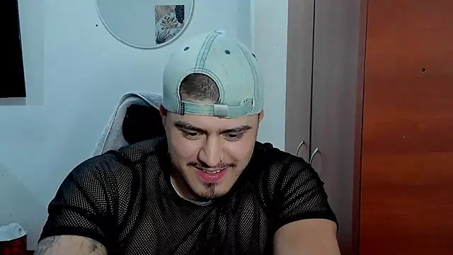 Baltazar Dupont online show from 12-16-25, 01:32