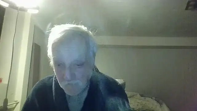 Snapshot of Sammy1660 chatting on 12-18-24, 06:53 Sammy1660 online show from 12-18-24, 06:53