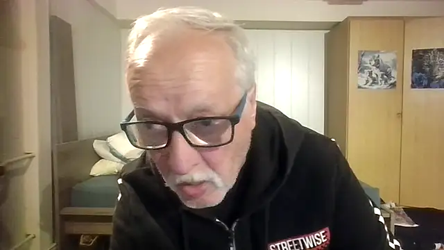 Snapshot of Sammy1660 chatting on 09-21-25, 08:54 Sammy1660 online show from 09-21-25, 08:54