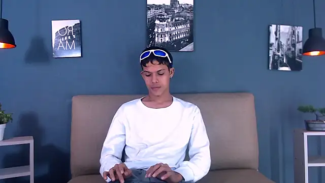 Levis Montes online show from 02-05-25, 07:42