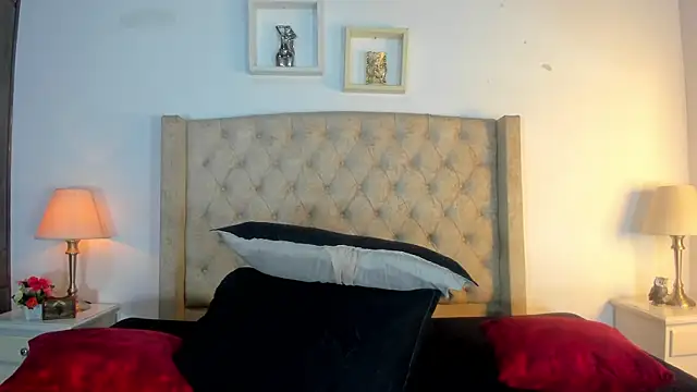 Snapshot of allisson_m chatting on 01-09-26, 12:08 allisson m online show from 01-09-26, 12:08