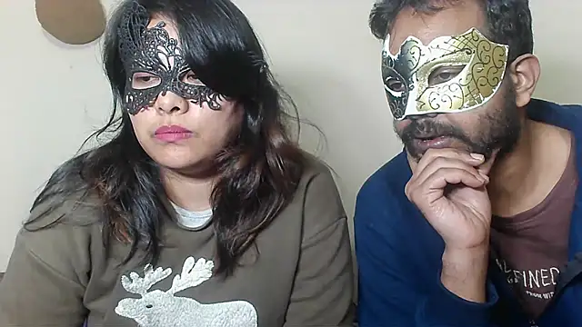 Snapshot of Cutehornycouples chatting on 11-07-25, 06:08 Cutehornycouples online show from 11-07-25, 06:08