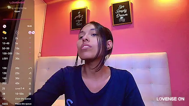 yourcuteneighbourr online show from 02-19-25, 06:11