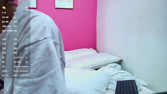 yourcuteneighbourr online show from 03-05-25, 03:08